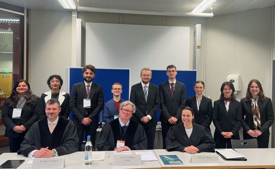 Foto-MootCourt-gesamt