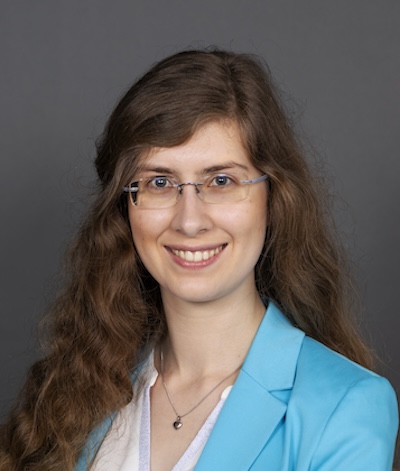Profilbild_Pia Burkhardt